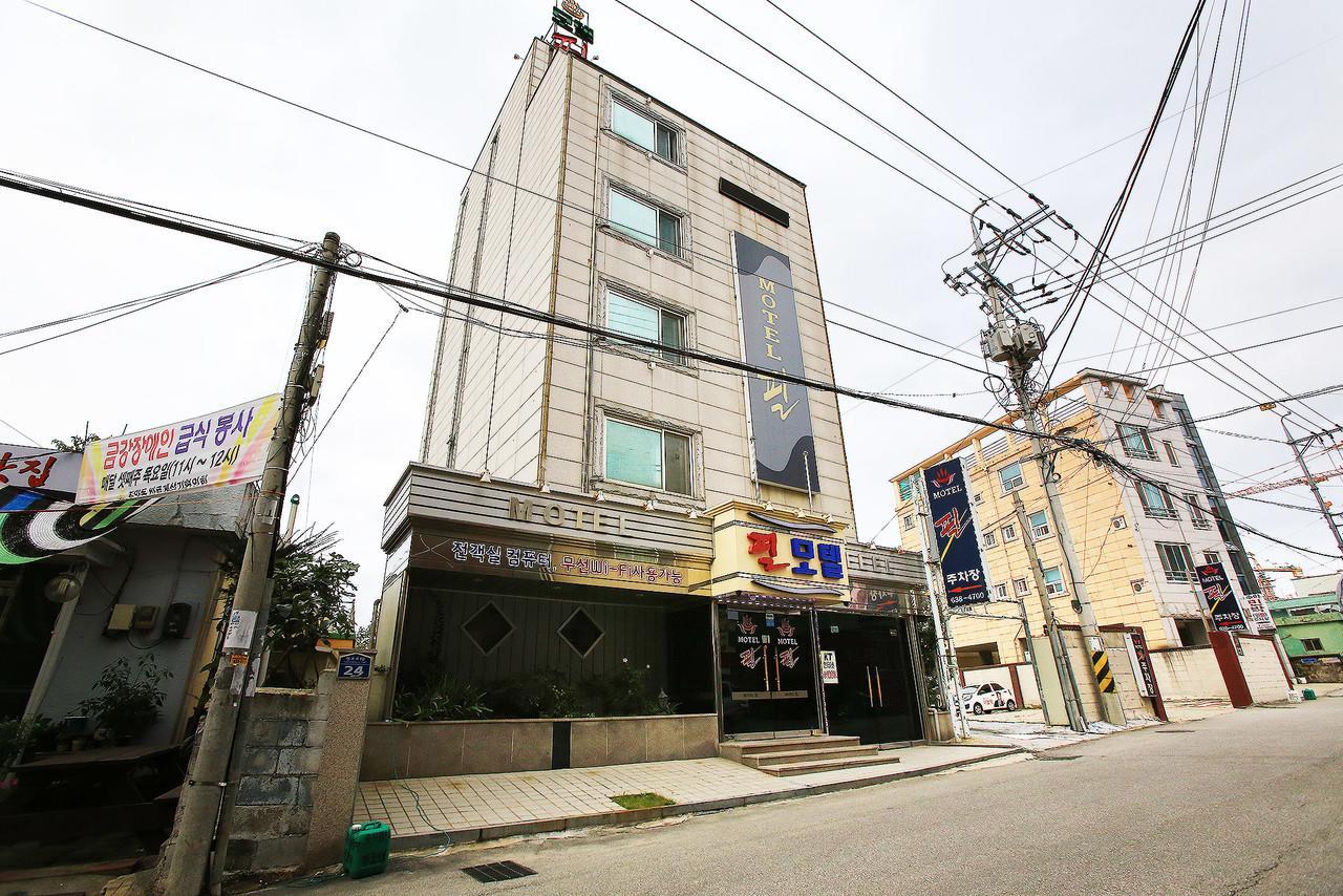 Feel Motel Sokcho Exterior foto